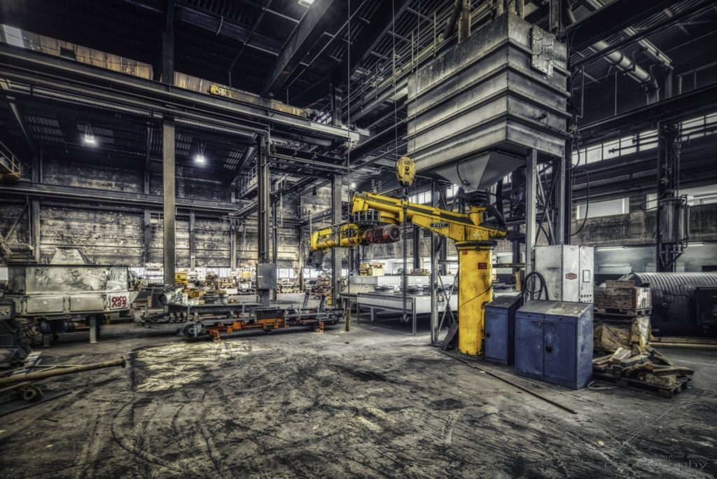 Yellow Arm - A small crane in the old Ferrum foundry