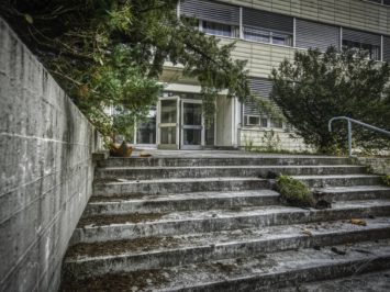 Stairs to Knowledge