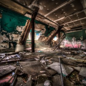 Color in the Attic - Clinique Du Diable, Alsace, France
