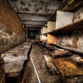 Escape(?) Tunnel - Clinique Du Diable, France