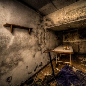 Mortuary Chamber - Clinique du Diable