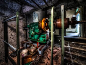Rusty Power - An old electric motor, partially disassembled, in the Clinique Du dIable, an abandoned sanatorium / clinic / hotel in the ills of Alsace, France