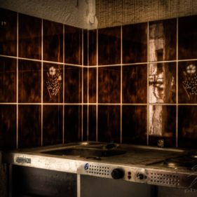 Urbex at the CLinique du Diable, France, Alsace - Let's make Dinner! - Old Kitchen