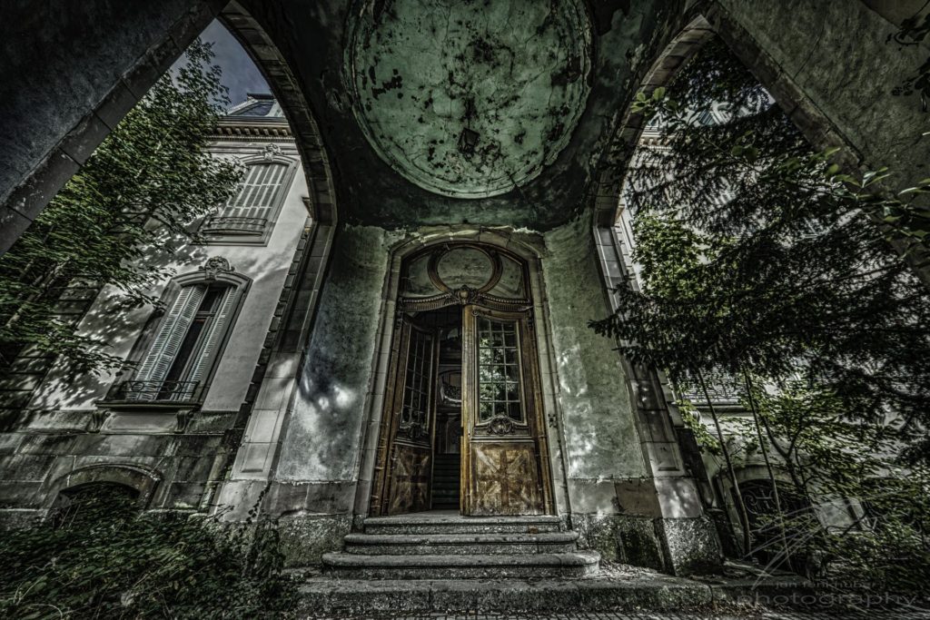 chateau_lumiere - 20180922-ILCE-7RM3-165225_124205_1.jpg